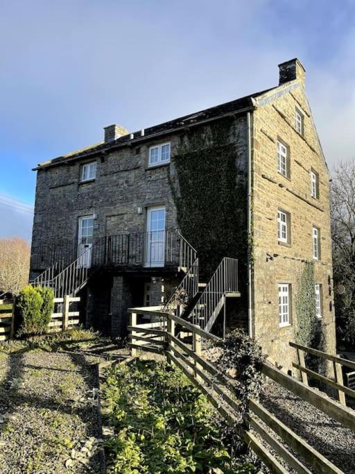 Апартаменти The Granary, Old Corn Mill, Yorkshire Dales West Burton Екстер'єр фото